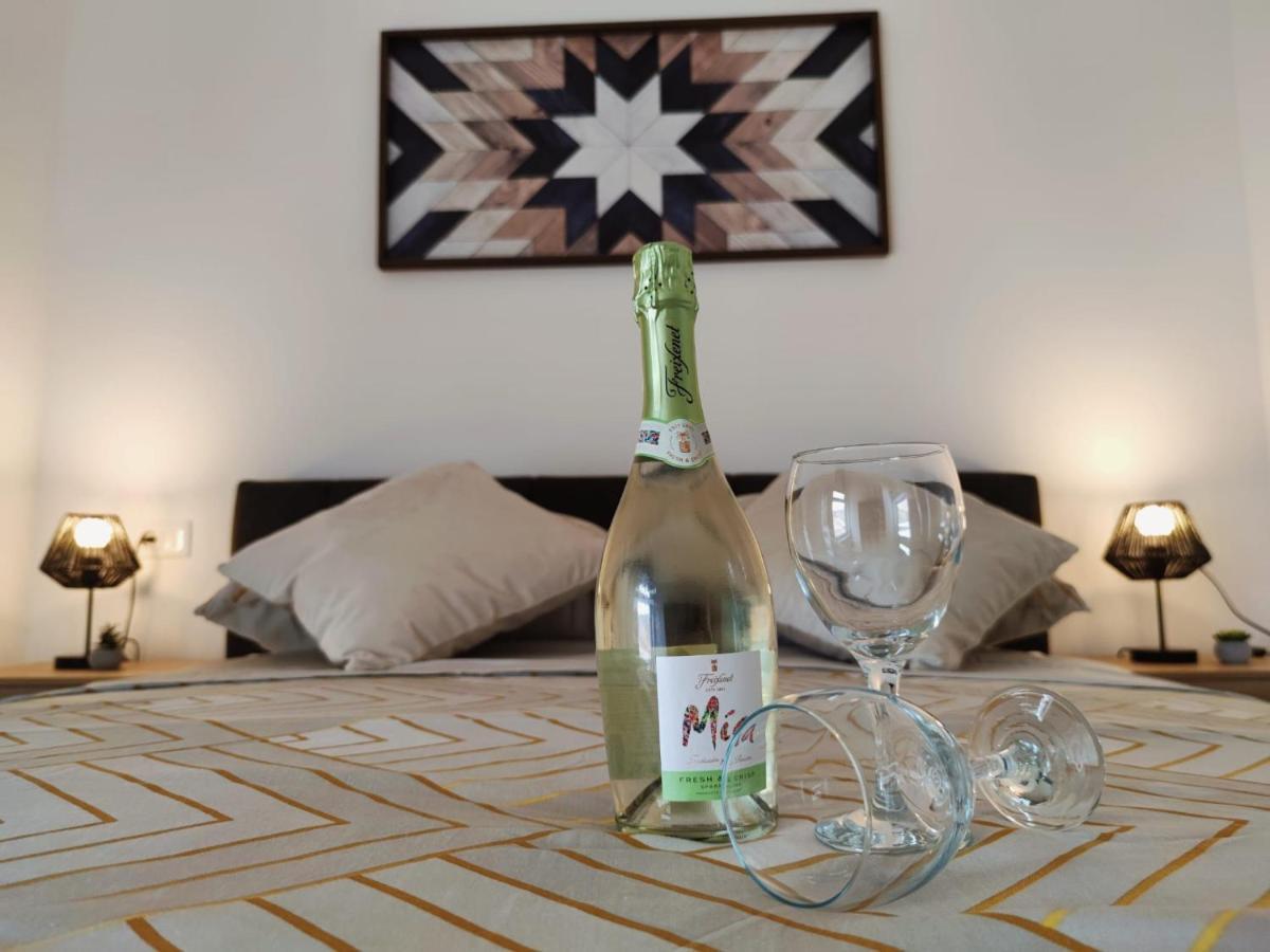 Amelie Apartment Zadar Bagian luar foto